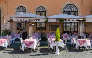 sombrillas para hostelería en verano